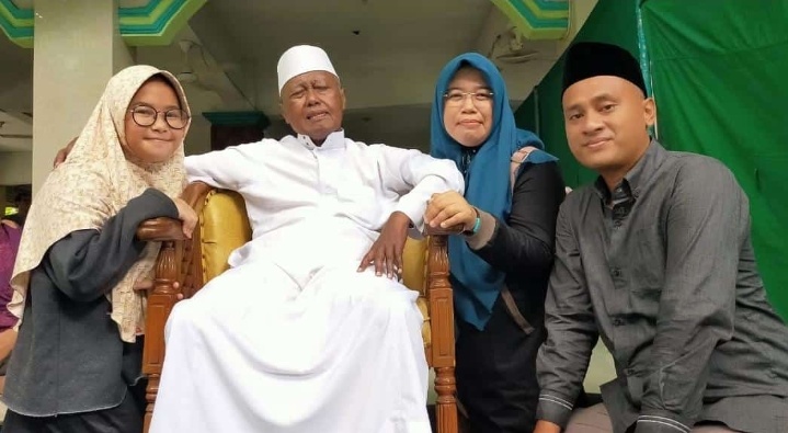 KH Noer Muhammad Iskandar SQ